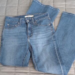 EUC Levi's Medium Wash 726 High Rise Flare